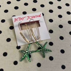 Green Starfish earrings